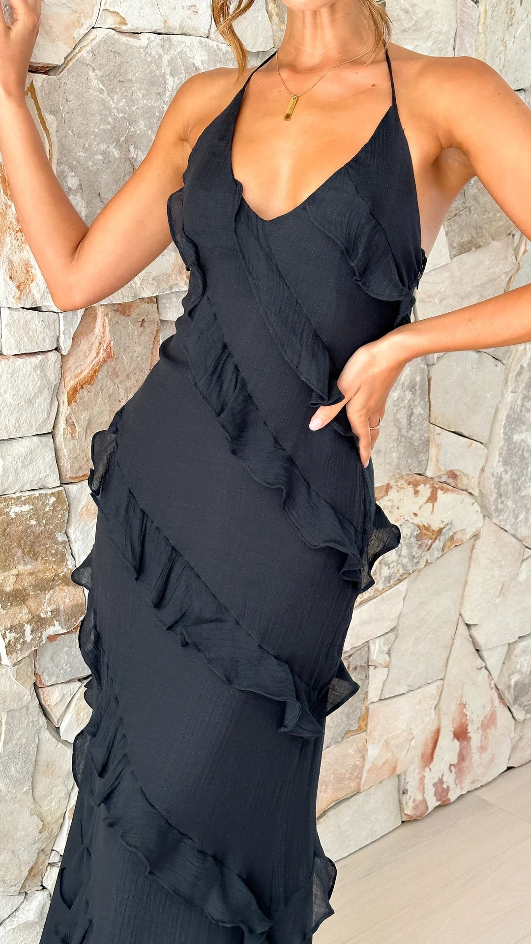 Introducing the "Laora™ Maxi Dress