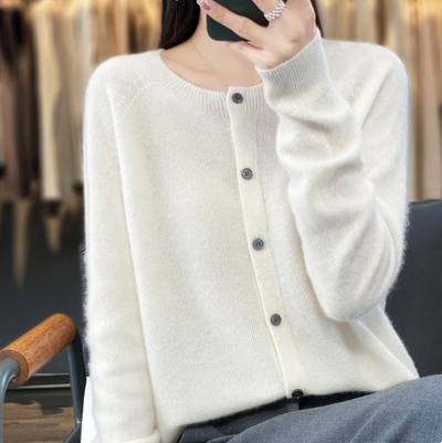 Annemiek Warm Wool Button Sweater