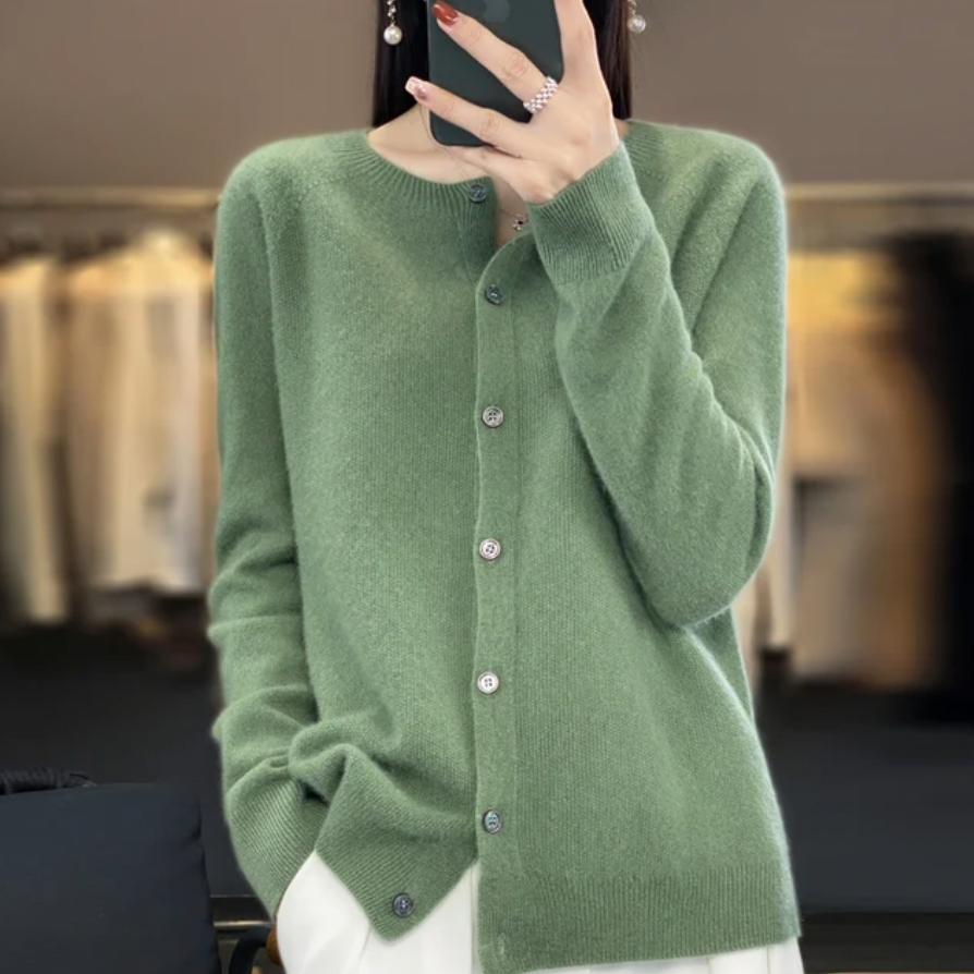 Annemiek Warm Wool Button Sweater